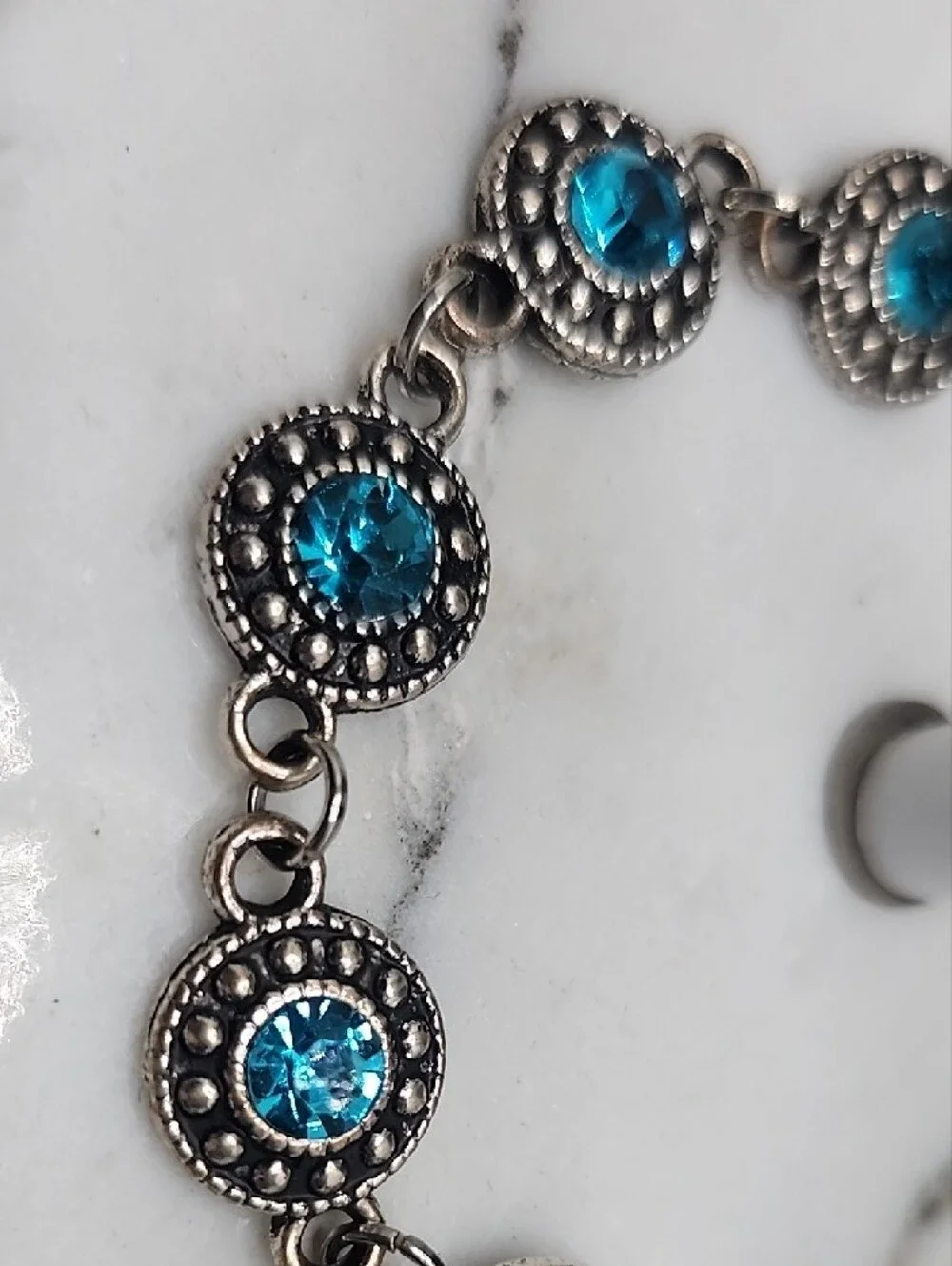 N/A elegant silver